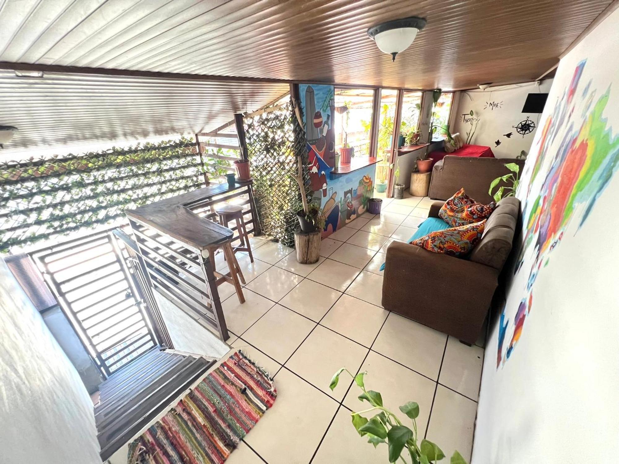 Passifloras Hostel Quepos Exterior photo